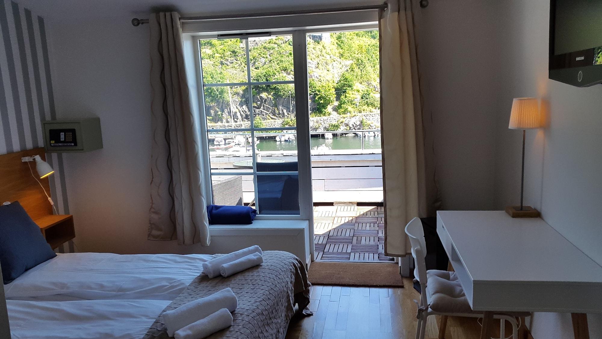 Tvedestrand Fjordhotell - Unike Hoteller Экстерьер фото