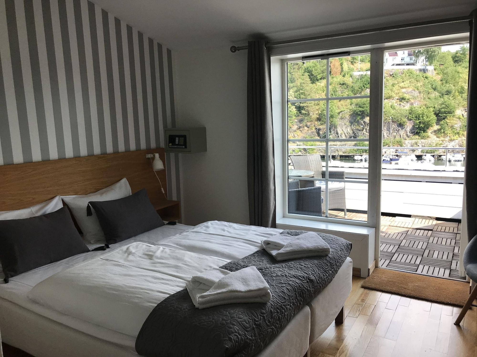 Tvedestrand Fjordhotell - Unike Hoteller Экстерьер фото