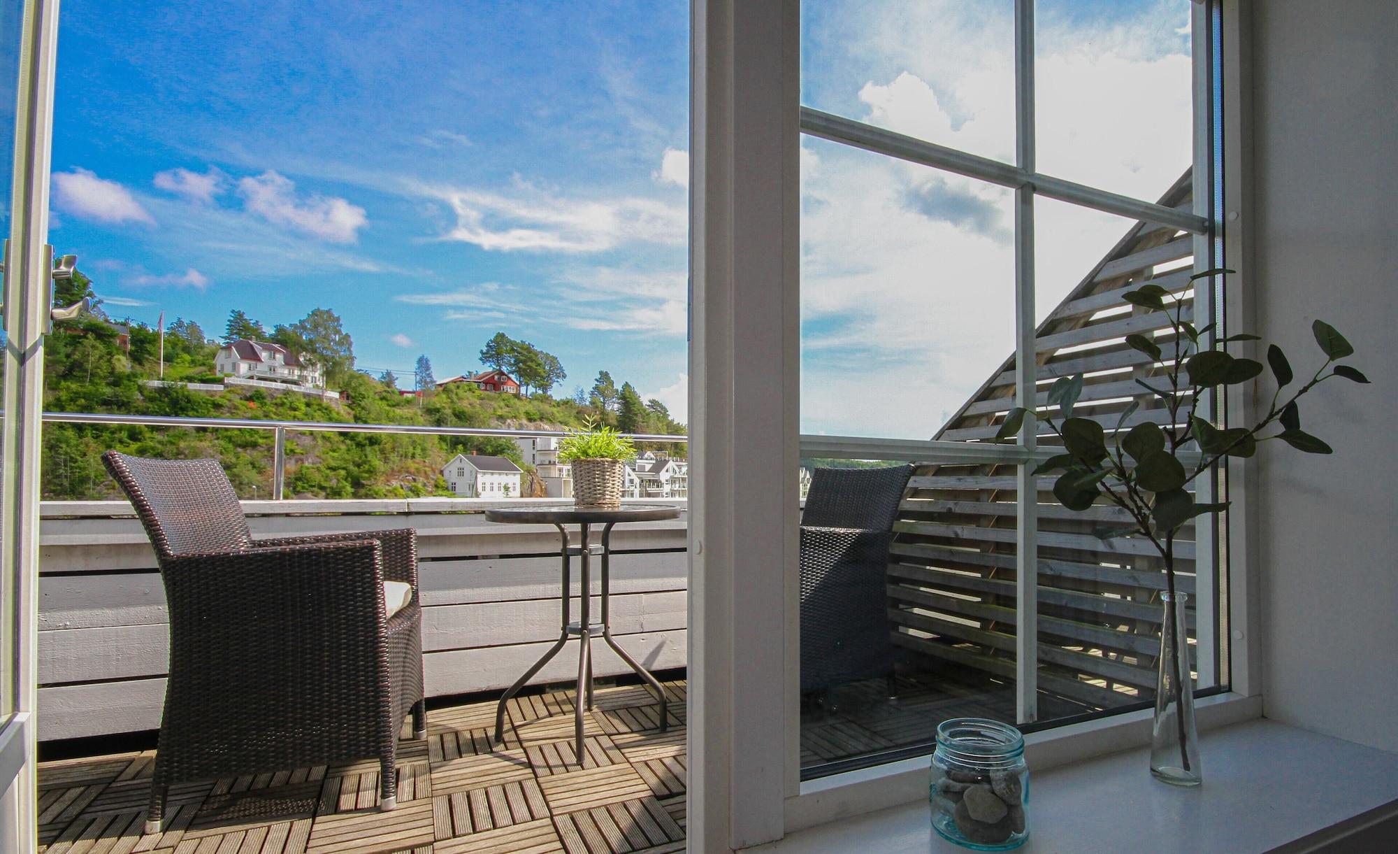 Tvedestrand Fjordhotell - Unike Hoteller Экстерьер фото