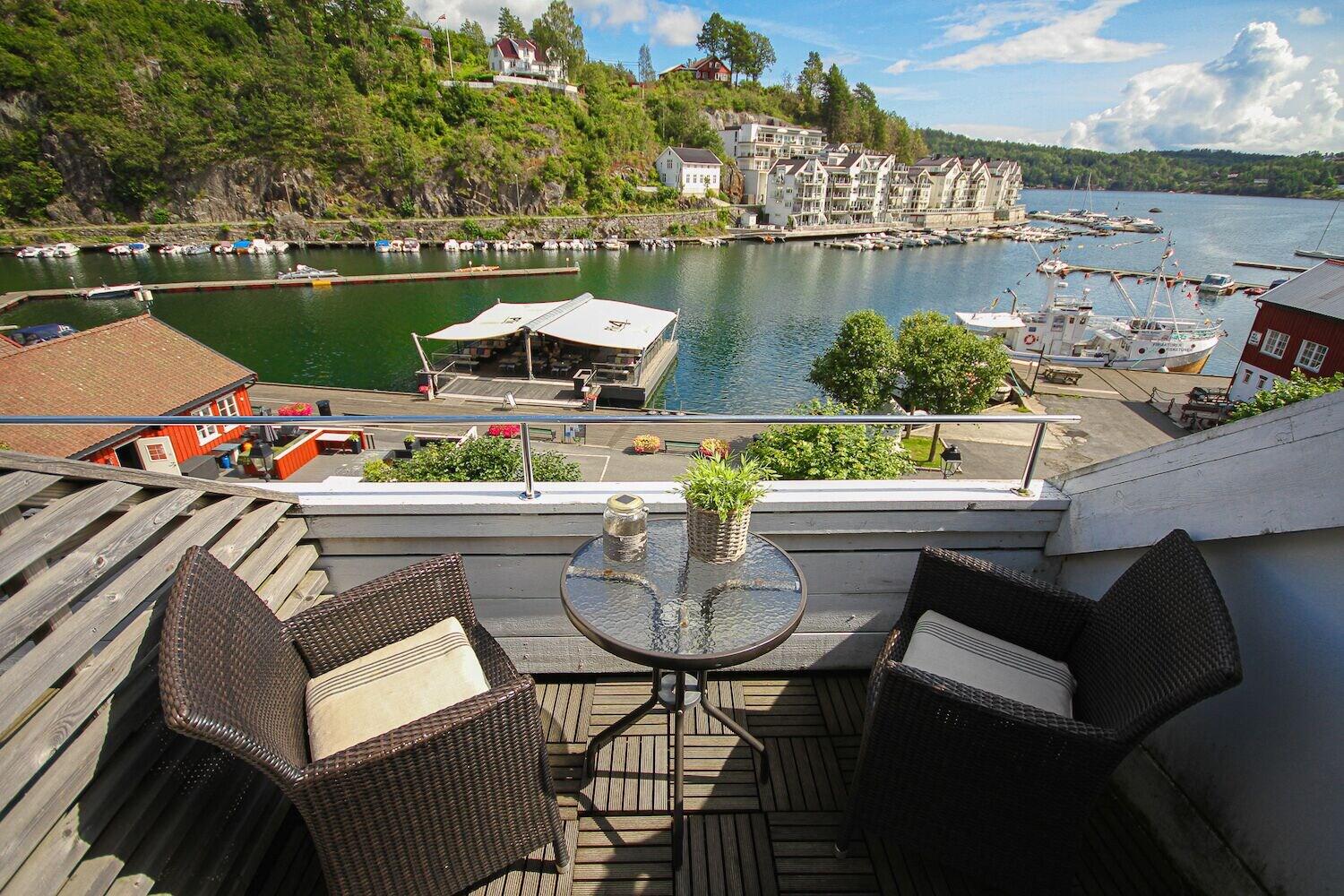 Tvedestrand Fjordhotell - Unike Hoteller Экстерьер фото