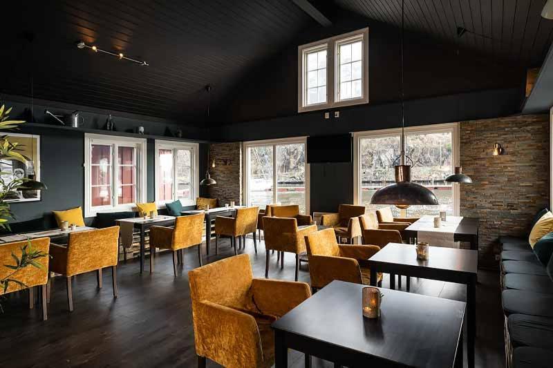 Tvedestrand Fjordhotell - Unike Hoteller Экстерьер фото