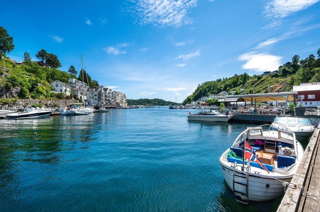 Tvedestrand Fjordhotell - Unike Hoteller Экстерьер фото