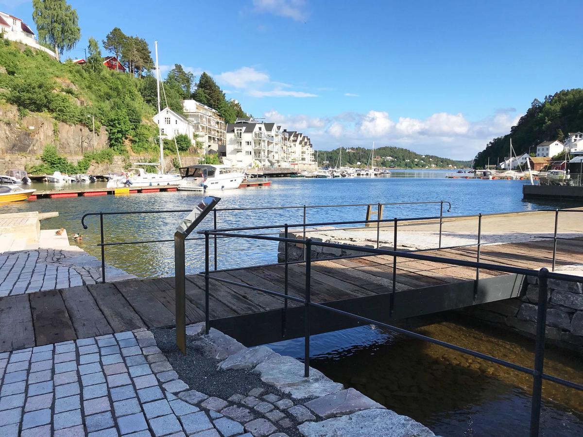 Tvedestrand Fjordhotell - Unike Hoteller Экстерьер фото