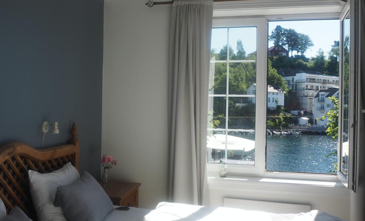 Tvedestrand Fjordhotell - Unike Hoteller Экстерьер фото